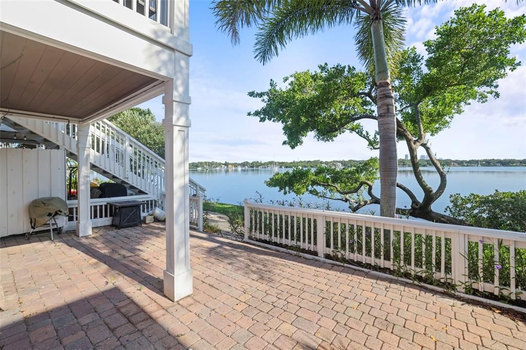 En Venta: $289,000 (2 camas, 1 baños, 825 Pies cuadrados)