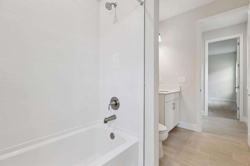 For Sale: $499,990 (4 beds, 3 baths, 2535 Square Feet)