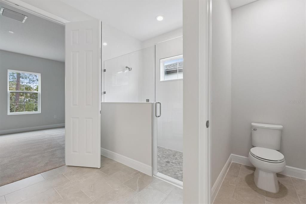 For Sale: $499,990 (4 beds, 3 baths, 2535 Square Feet)