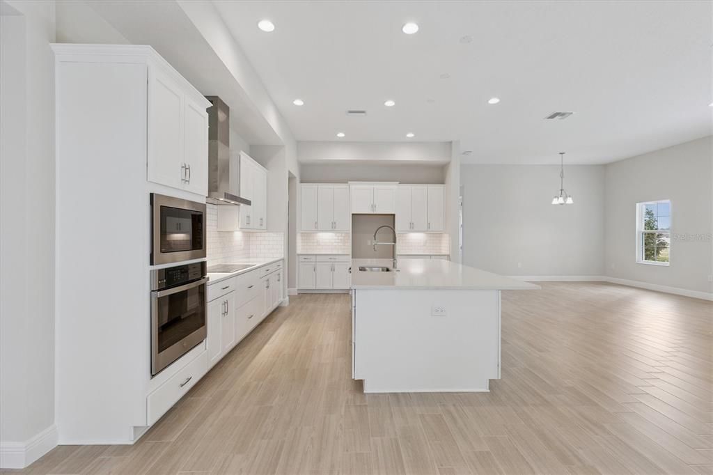 For Sale: $499,990 (4 beds, 3 baths, 2535 Square Feet)