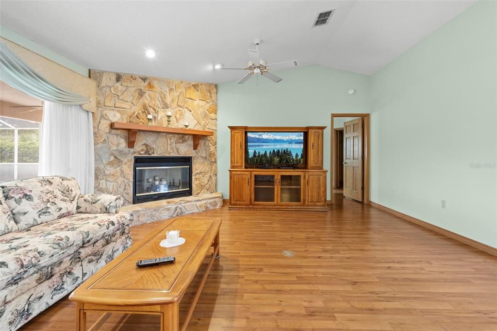 Active With Contract: $379,500 (3 beds, 2 baths, 2179 Square Feet)