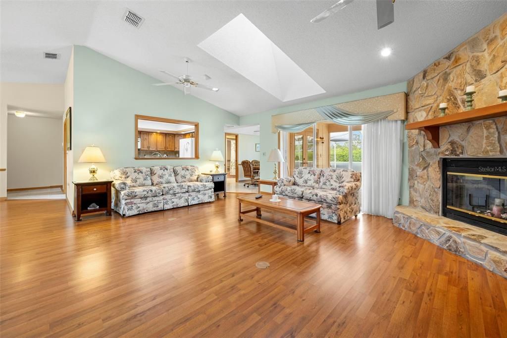 Active With Contract: $379,500 (3 beds, 2 baths, 2179 Square Feet)