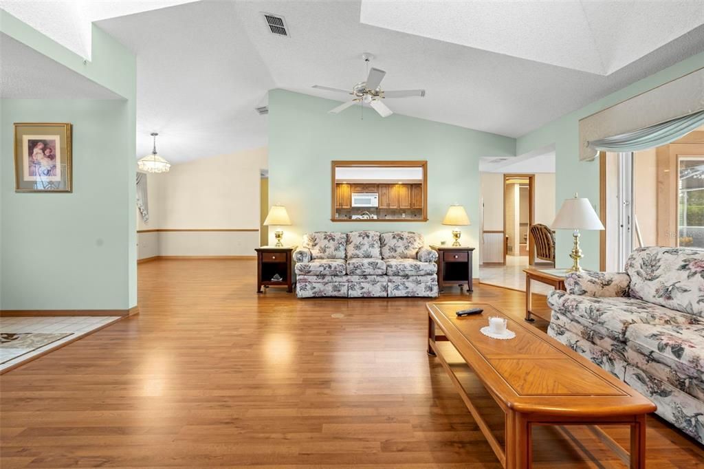 Active With Contract: $379,500 (3 beds, 2 baths, 2179 Square Feet)