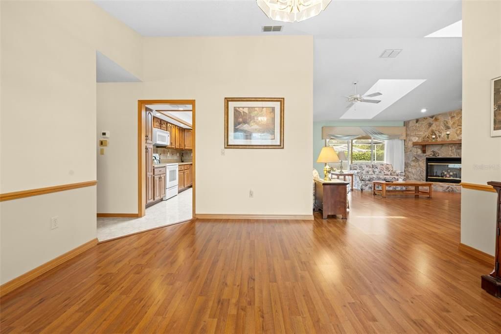 Active With Contract: $379,500 (3 beds, 2 baths, 2179 Square Feet)