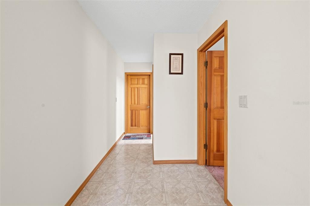 Active With Contract: $379,500 (3 beds, 2 baths, 2179 Square Feet)