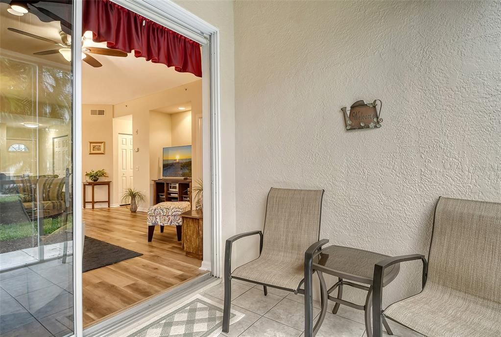 Под контрактом: $249,900 (2 спален, 2 ванн, 1068 Квадратных фут)