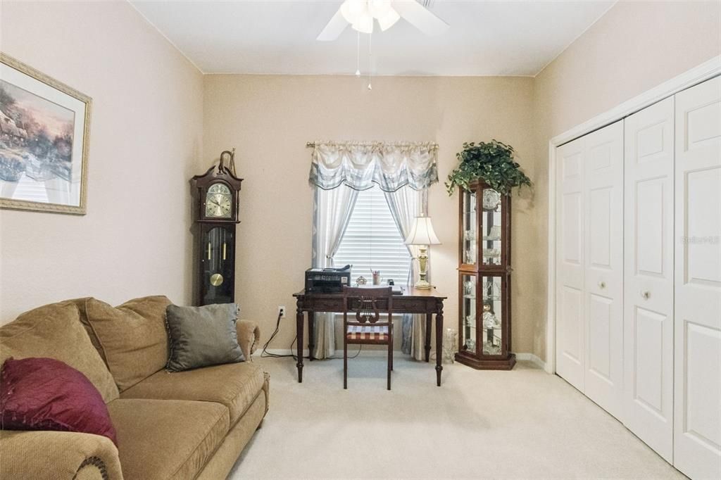 En Venta: $325,000 (3 camas, 2 baños, 2004 Pies cuadrados)