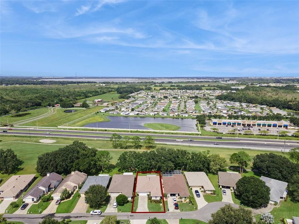 En Venta: $325,000 (3 camas, 2 baños, 2004 Pies cuadrados)