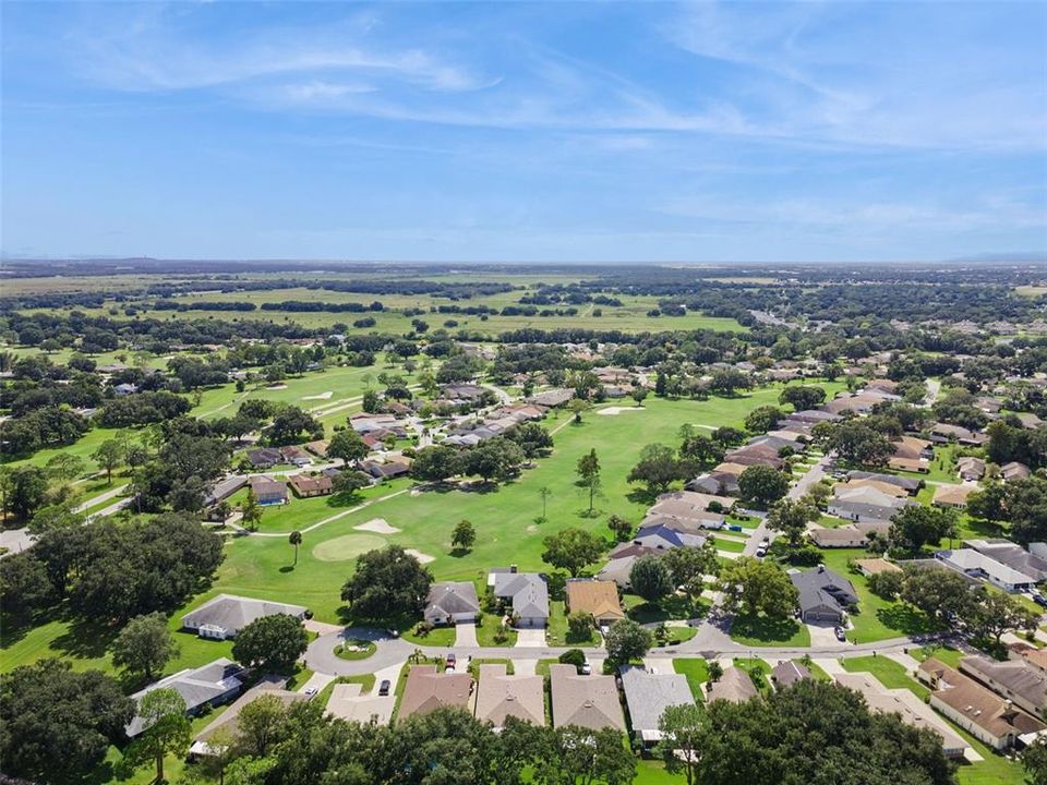 En Venta: $325,000 (3 camas, 2 baños, 2004 Pies cuadrados)