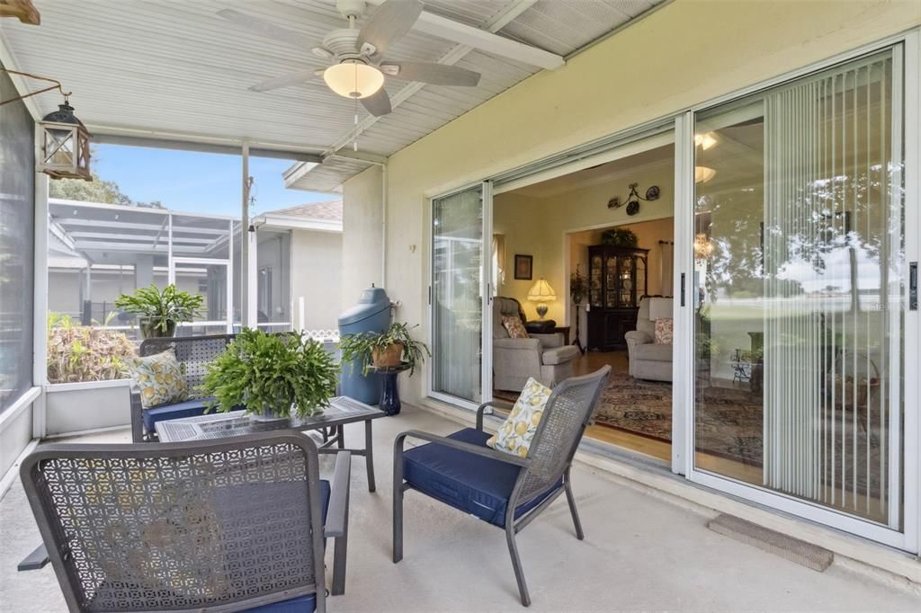 En Venta: $325,000 (3 camas, 2 baños, 2004 Pies cuadrados)