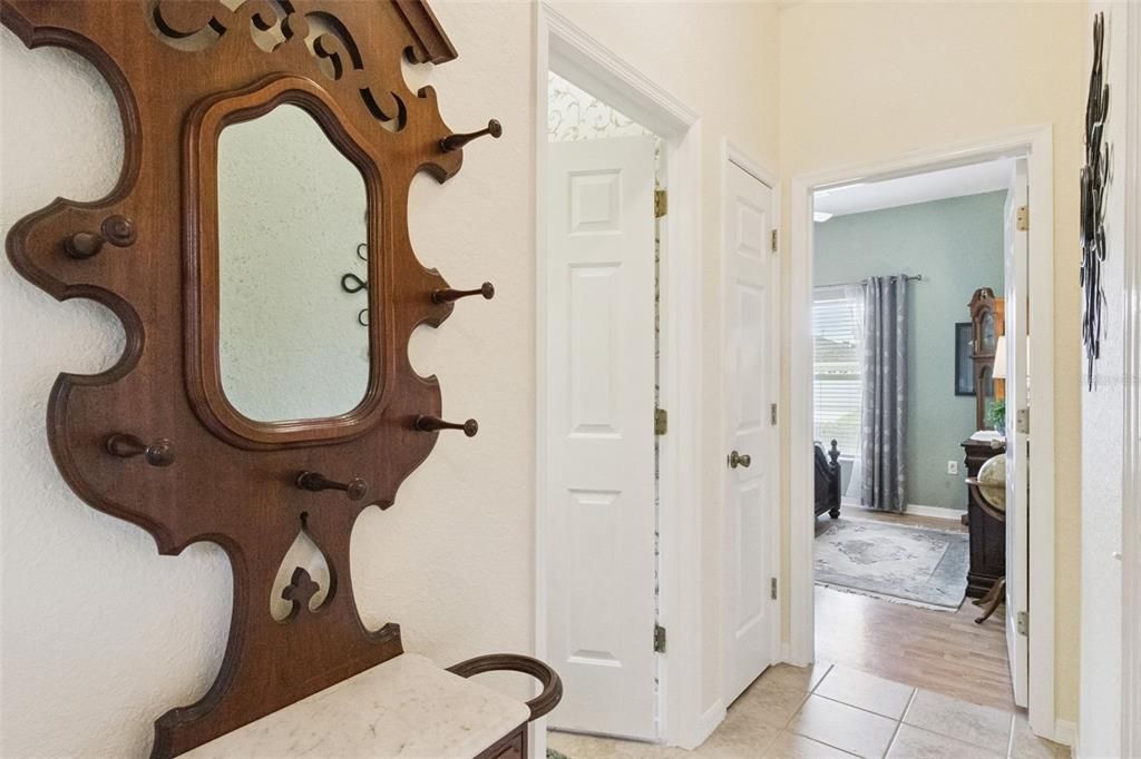 En Venta: $325,000 (3 camas, 2 baños, 2004 Pies cuadrados)