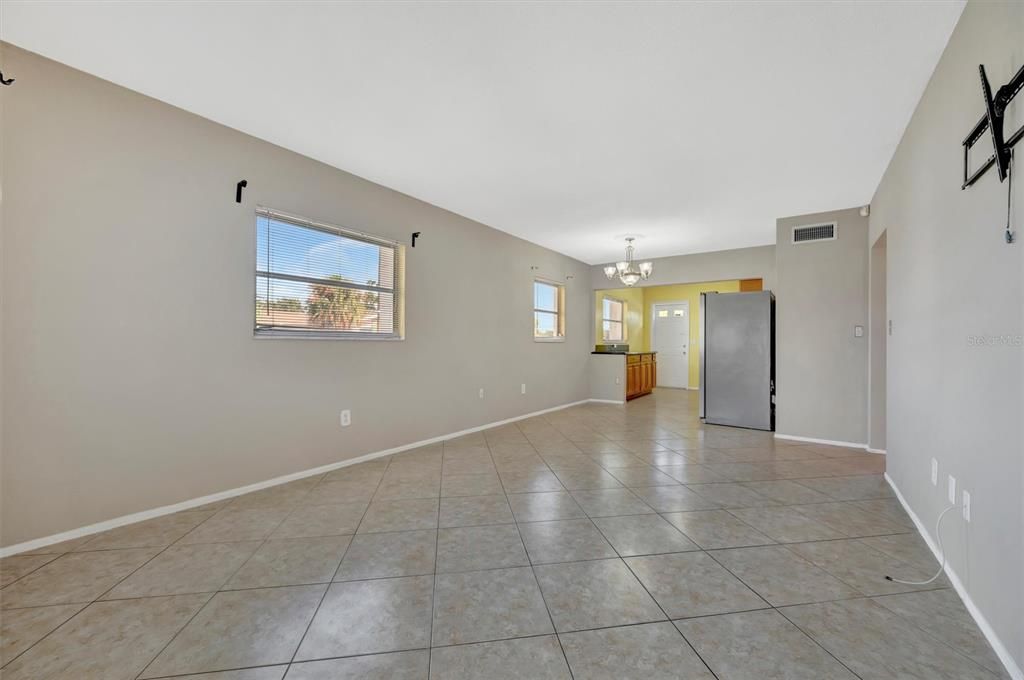 En Venta: $125,000 (2 camas, 1 baños, 805 Pies cuadrados)