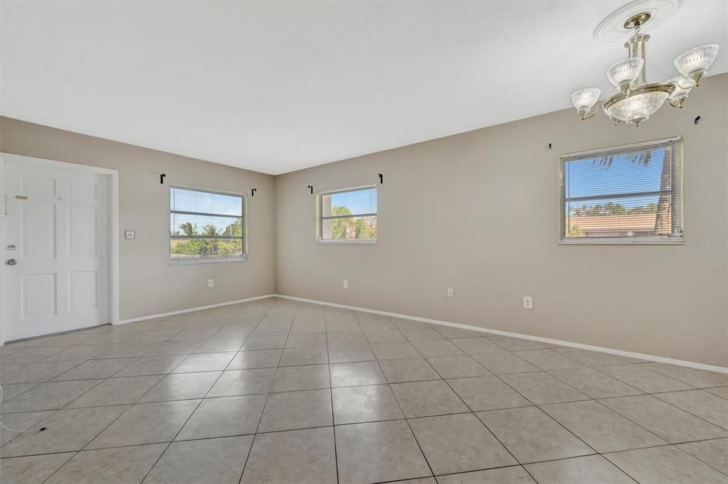 En Venta: $125,000 (2 camas, 1 baños, 805 Pies cuadrados)