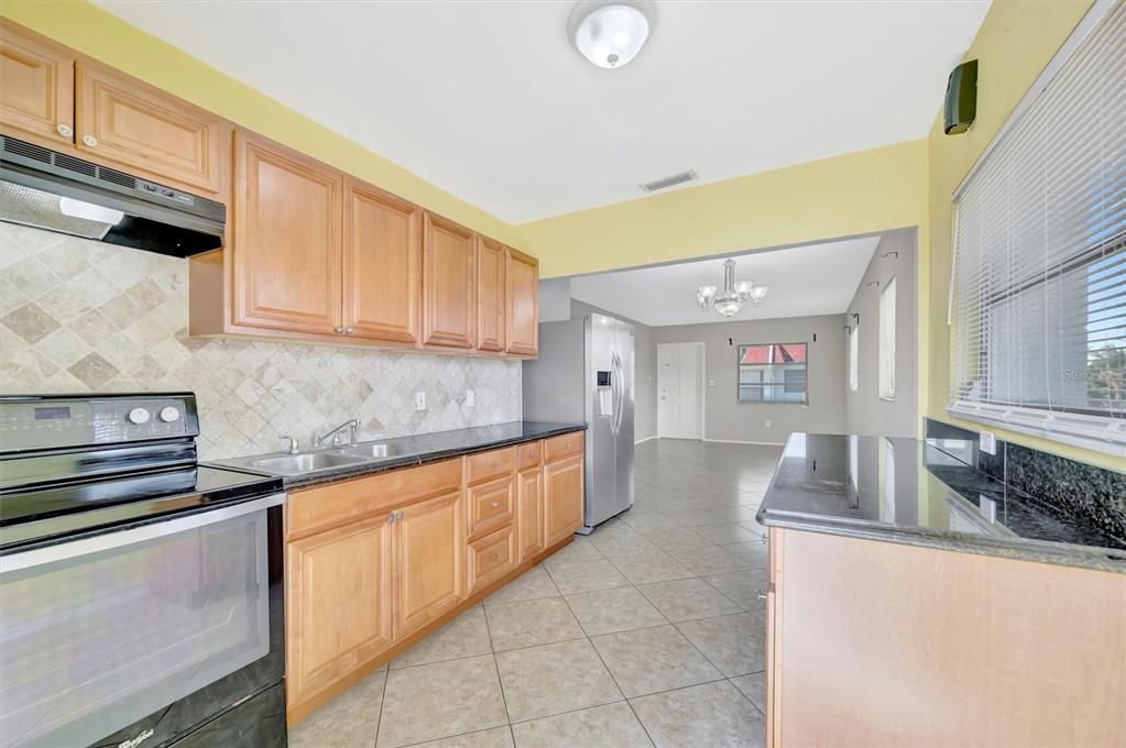 En Venta: $125,000 (2 camas, 1 baños, 805 Pies cuadrados)