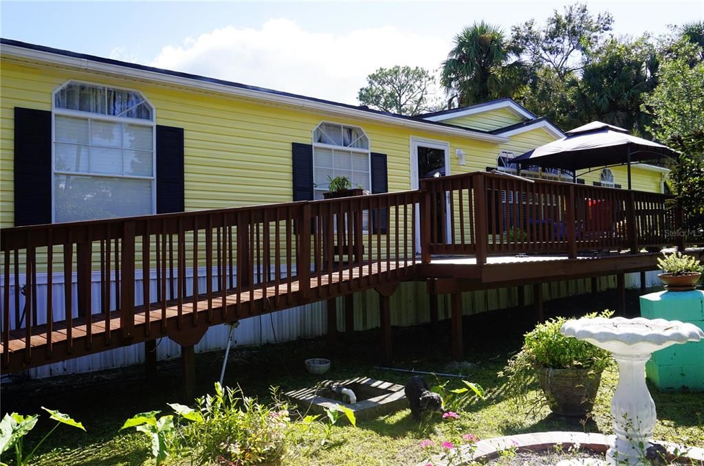 На продажу: $320,000 (3 спален, 2 ванн, 2015 Квадратных фут)