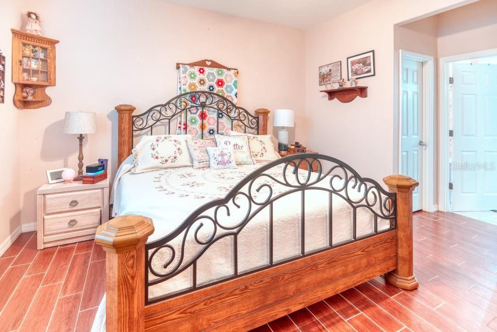 En Venta: $268,000 (2 camas, 2 baños, 1505 Pies cuadrados)