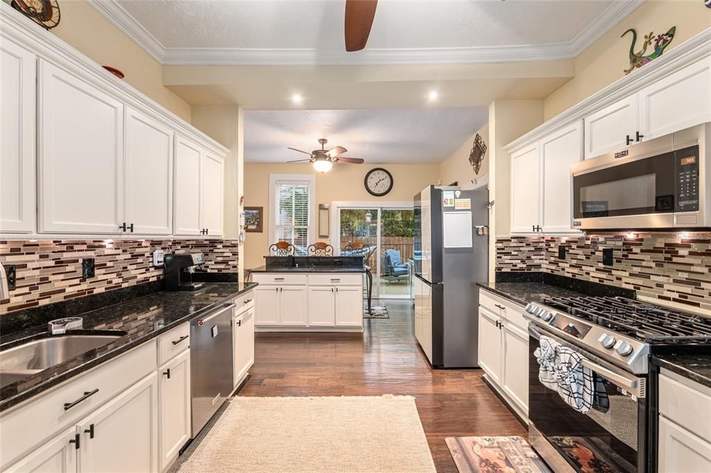 For Sale: $599,000 (0 beds, 0 baths, 2273 Square Feet)