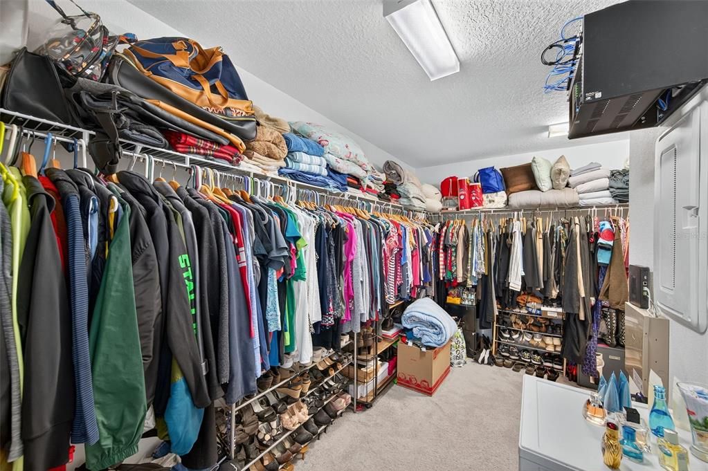 待售: $589,900 (4 贝兹, 2 浴室, 2946 平方英尺)