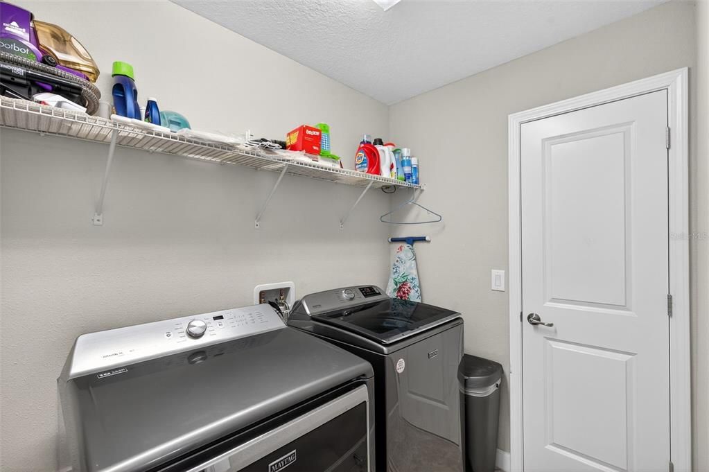 待售: $589,900 (4 贝兹, 2 浴室, 2946 平方英尺)