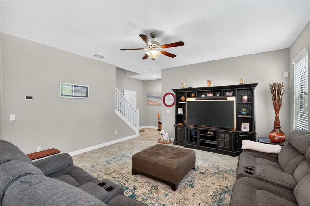 待售: $589,900 (4 贝兹, 2 浴室, 2946 平方英尺)