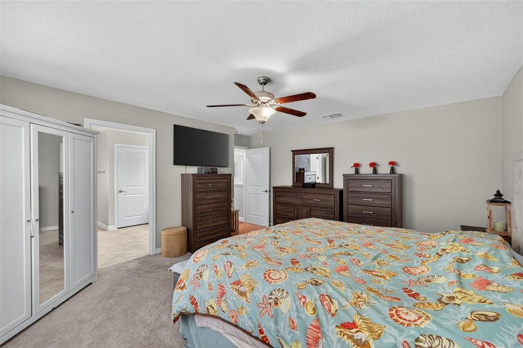 待售: $589,900 (4 贝兹, 2 浴室, 2946 平方英尺)