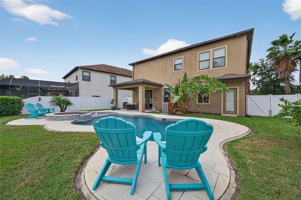 待售: $589,900 (4 贝兹, 2 浴室, 2946 平方英尺)