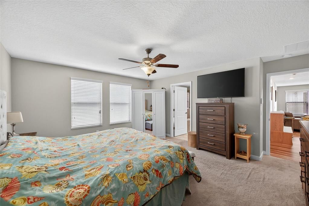 待售: $589,900 (4 贝兹, 2 浴室, 2946 平方英尺)