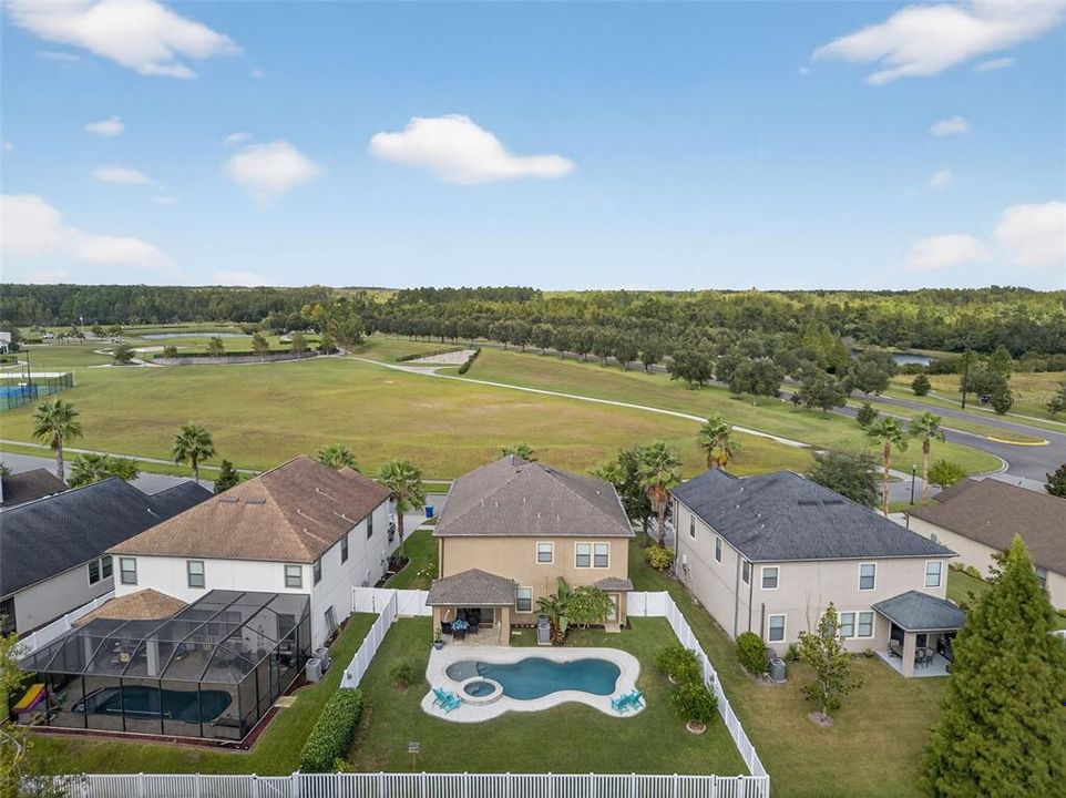 待售: $589,900 (4 贝兹, 2 浴室, 2946 平方英尺)