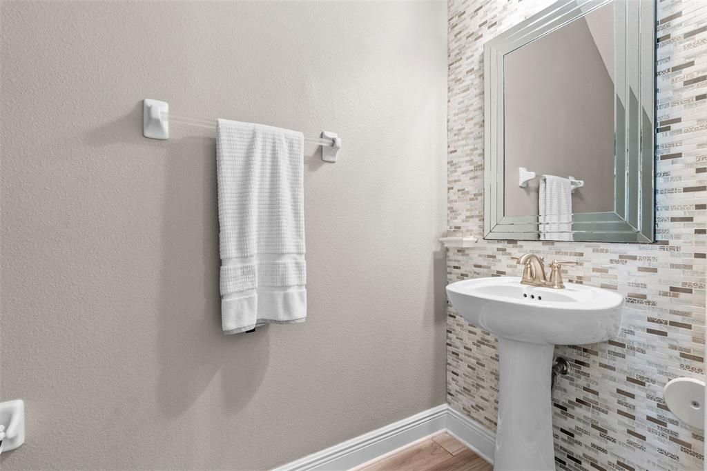 На продажу: $285,000 (2 спален, 2 ванн, 1571 Квадратных фут)