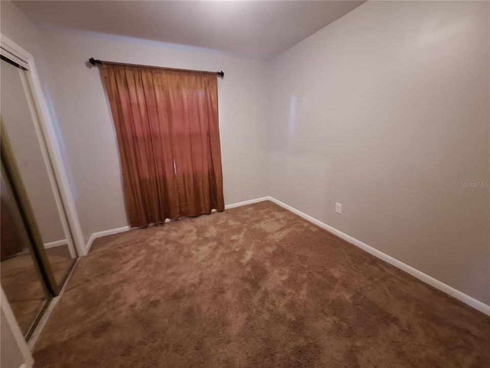 Activo con contrato: $1,850 (3 camas, 2 baños, 1264 Pies cuadrados)