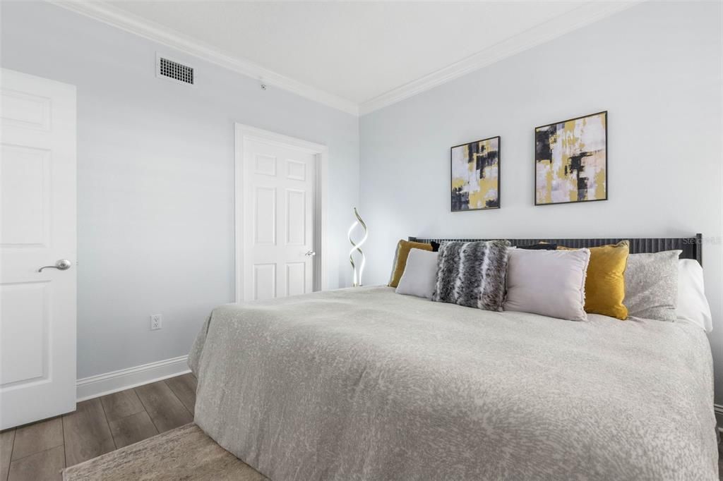 For Sale: $689,000 (3 beds, 2 baths, 1640 Square Feet)