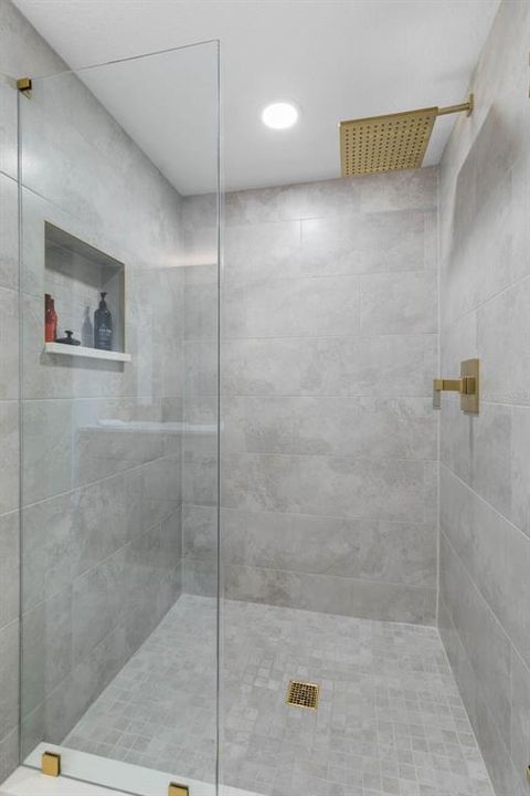 For Sale: $689,000 (3 beds, 2 baths, 1640 Square Feet)