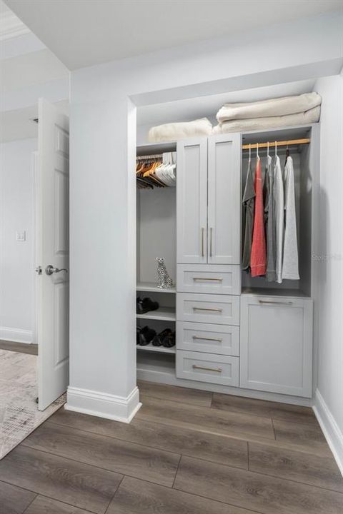 For Sale: $689,000 (3 beds, 2 baths, 1640 Square Feet)