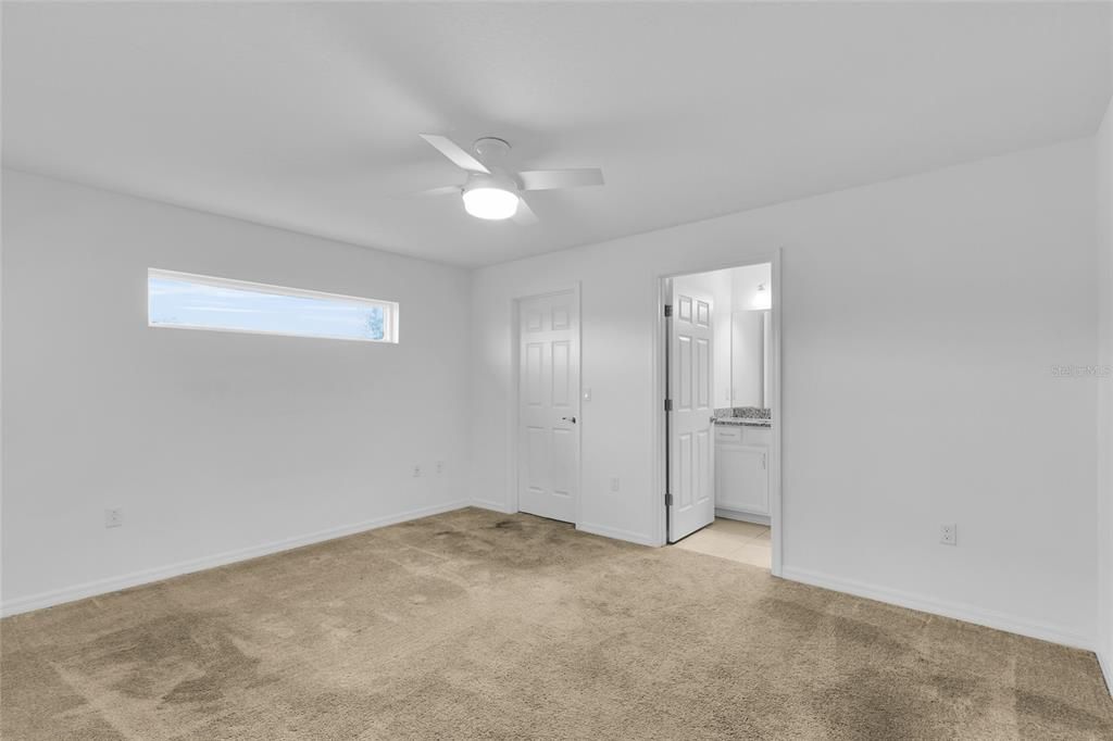 В аренду: $1,900 (4 спален, 2 ванн, 1995 Квадратных фут)