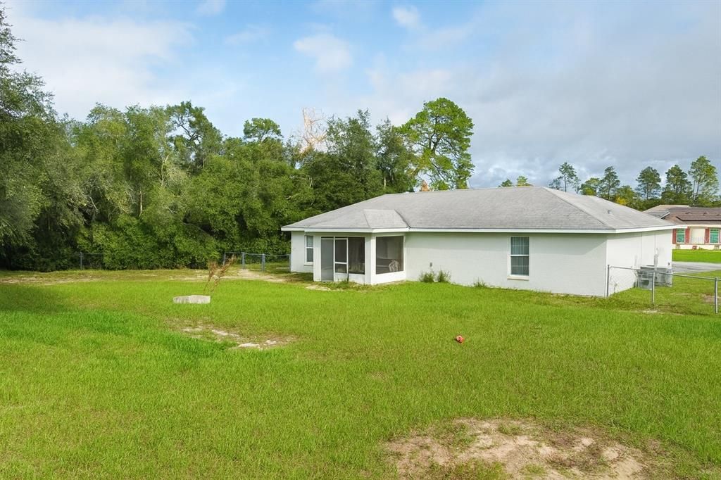 Active With Contract: $219,500 (3 beds, 2 baths, 1419 Square Feet)