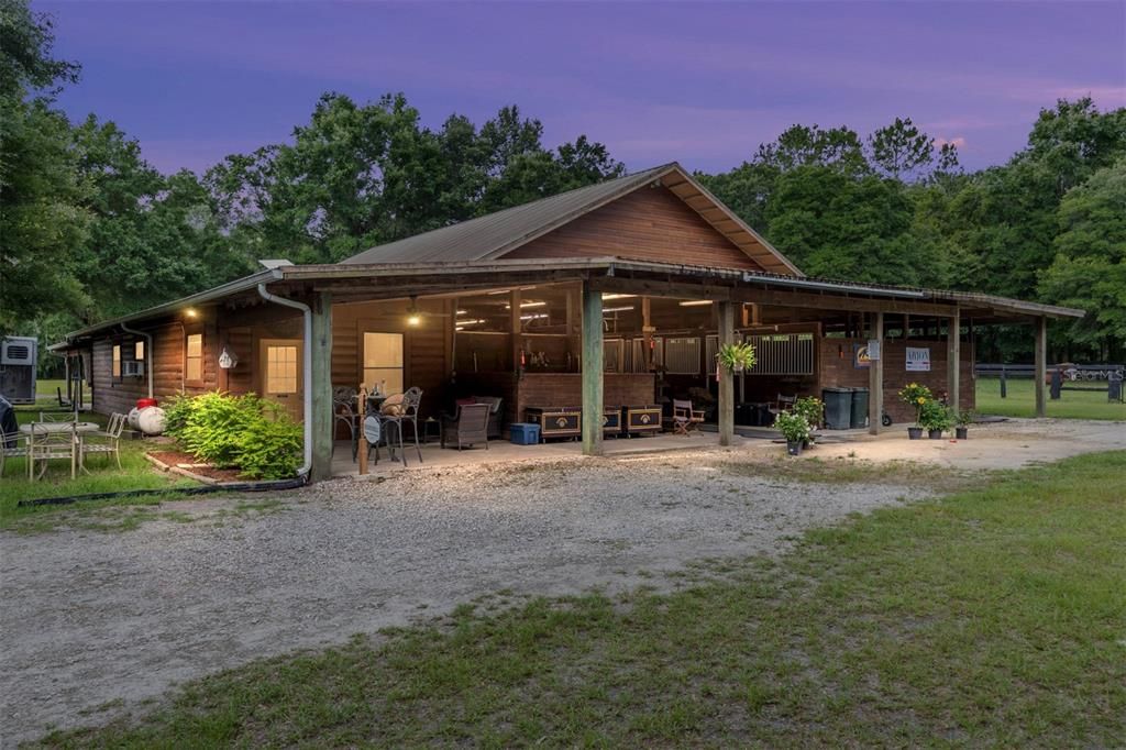 待售: $1,295,000 (4 贝兹, 3 浴室, 2280 平方英尺)