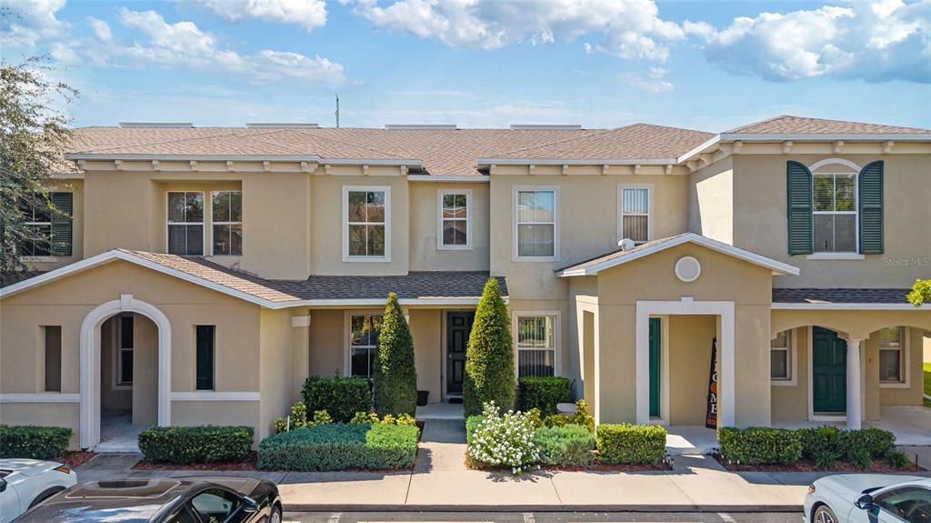 Под контрактом: $234,900 (2 спален, 2 ванн, 1168 Квадратных фут)