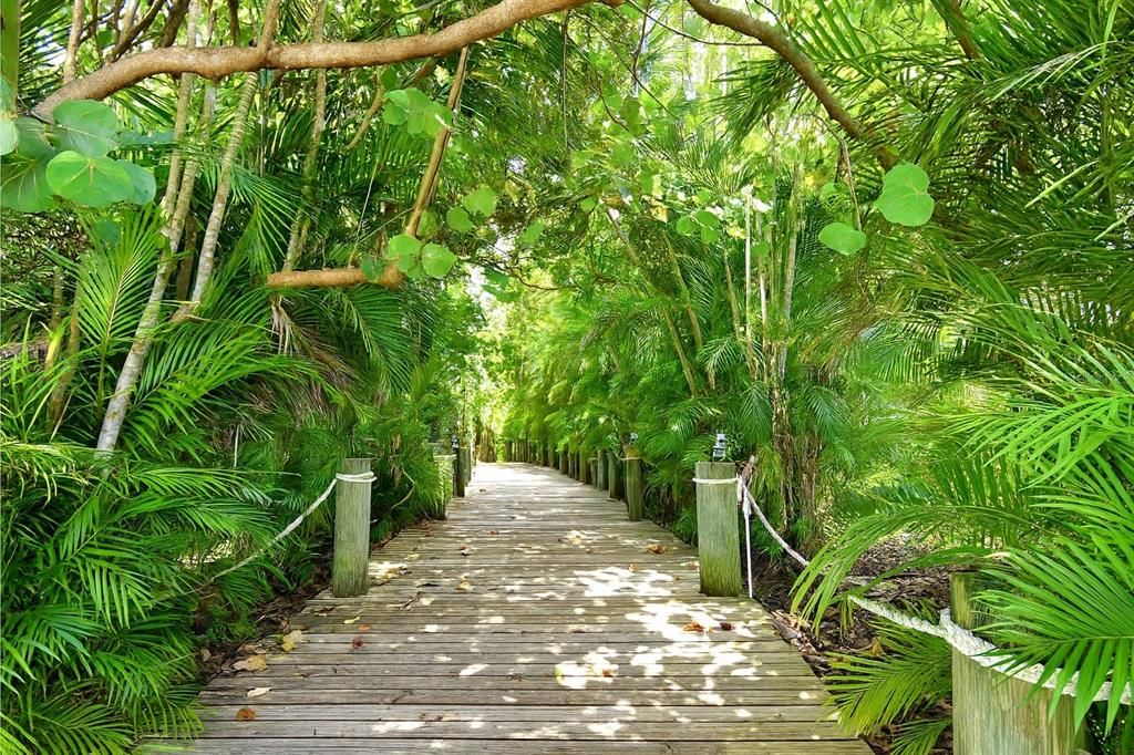 На продажу: $449,000 (2 спален, 2 ванн, 2070 Квадратных фут)