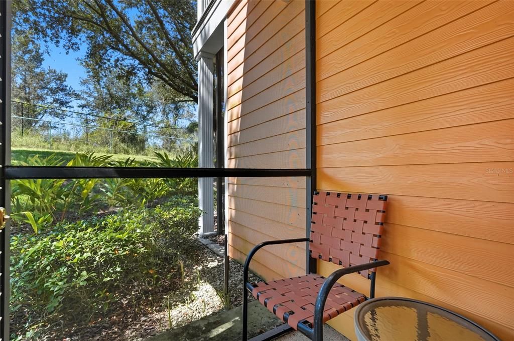 For Sale: $200,000 (2 beds, 2 baths, 1375 Square Feet)