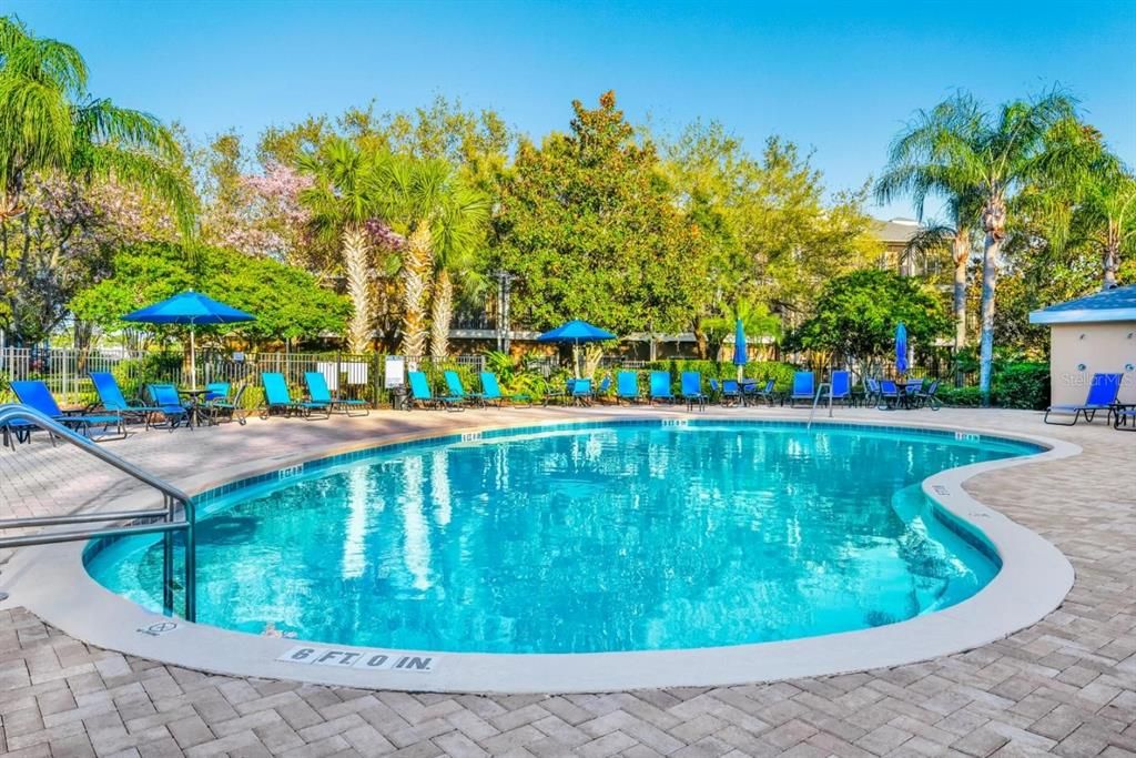 For Sale: $200,000 (2 beds, 2 baths, 1375 Square Feet)