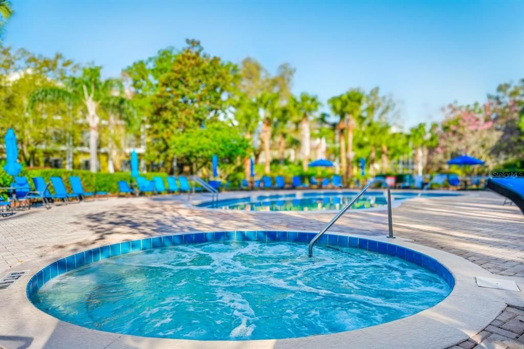 For Sale: $200,000 (2 beds, 2 baths, 1375 Square Feet)