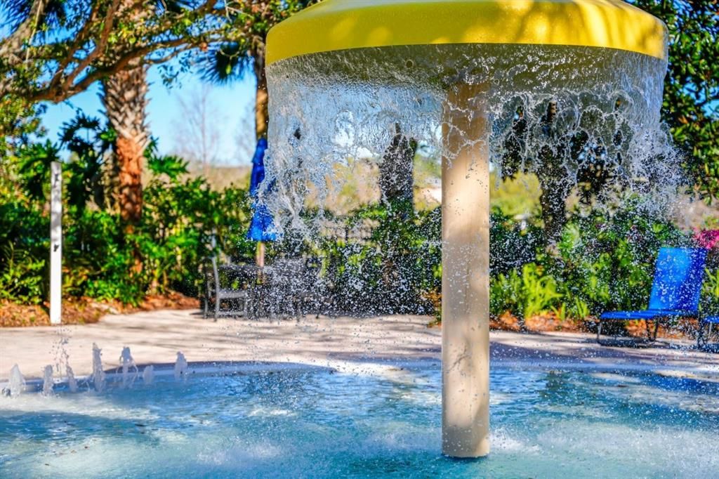 For Sale: $200,000 (2 beds, 2 baths, 1375 Square Feet)