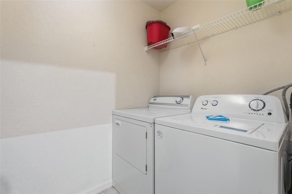 For Sale: $200,000 (2 beds, 2 baths, 1375 Square Feet)