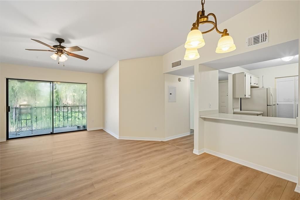 For Rent: $1,795 (2 beds, 2 baths, 962 Square Feet)