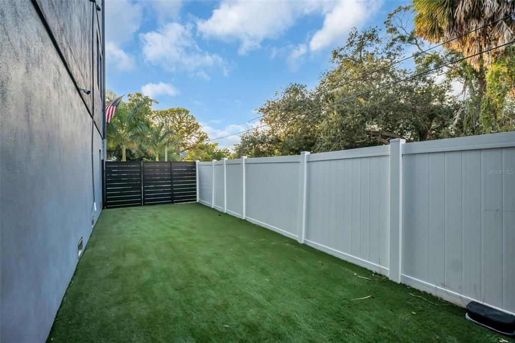 待售: $1,490,000 (4 贝兹, 3 浴室, 2754 平方英尺)