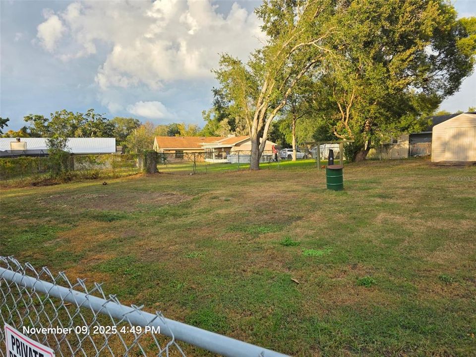 For Rent: $2,100 (3 beds, 2 baths, 1206 Square Feet)