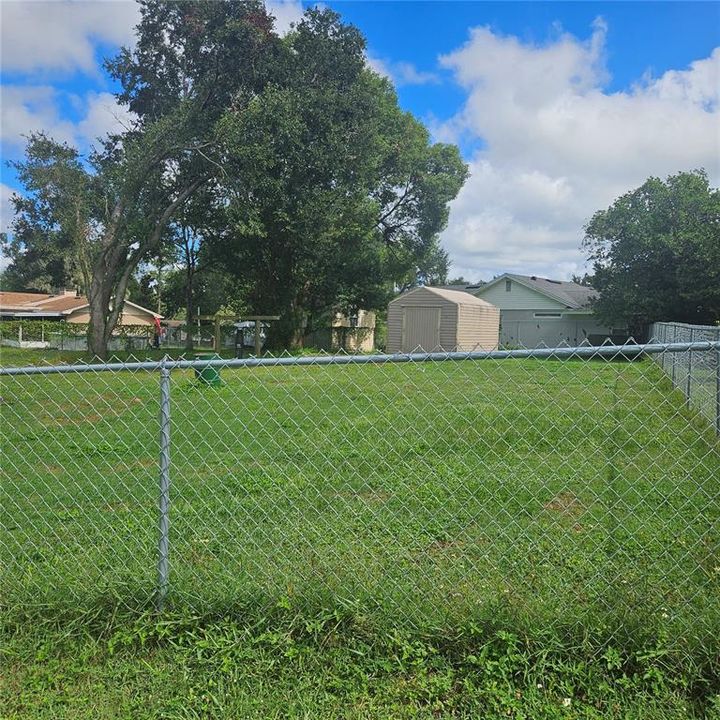 For Rent: $2,100 (3 beds, 2 baths, 1206 Square Feet)