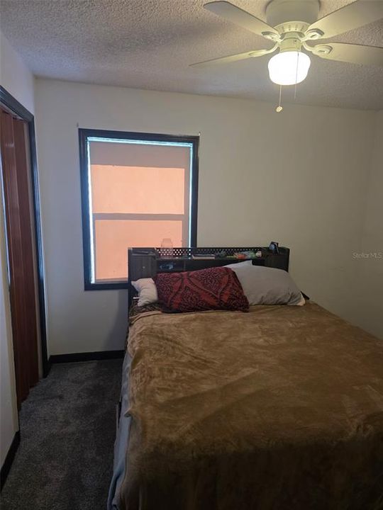 For Rent: $2,100 (3 beds, 2 baths, 1206 Square Feet)
