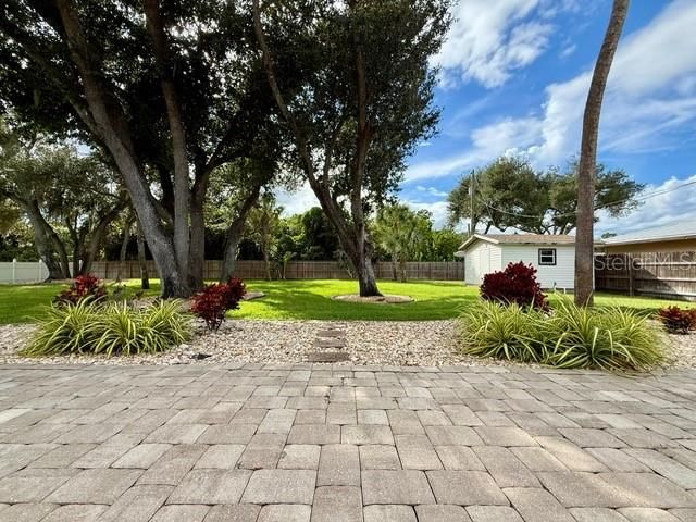 Active With Contract: $2,500 (3 beds, 2 baths, 2227 Square Feet)