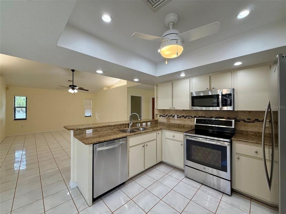 Active With Contract: $2,500 (3 beds, 2 baths, 2227 Square Feet)